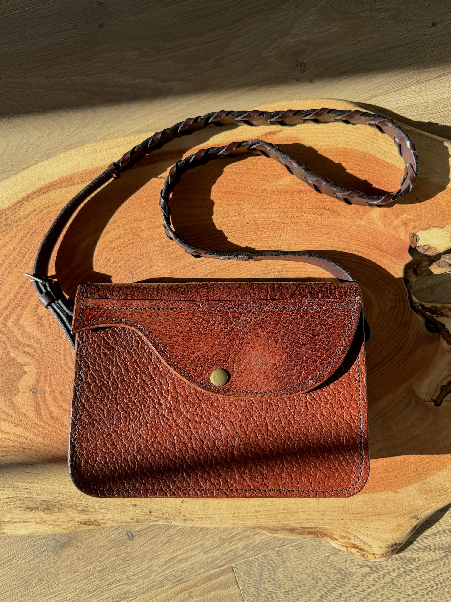 Chloe ベティ レザー ショルダーバッグ ヴィンテージ キャメル ブラウン Chloe Crossbody Bag - Repurposed Saddle – Sojourn Leather Co