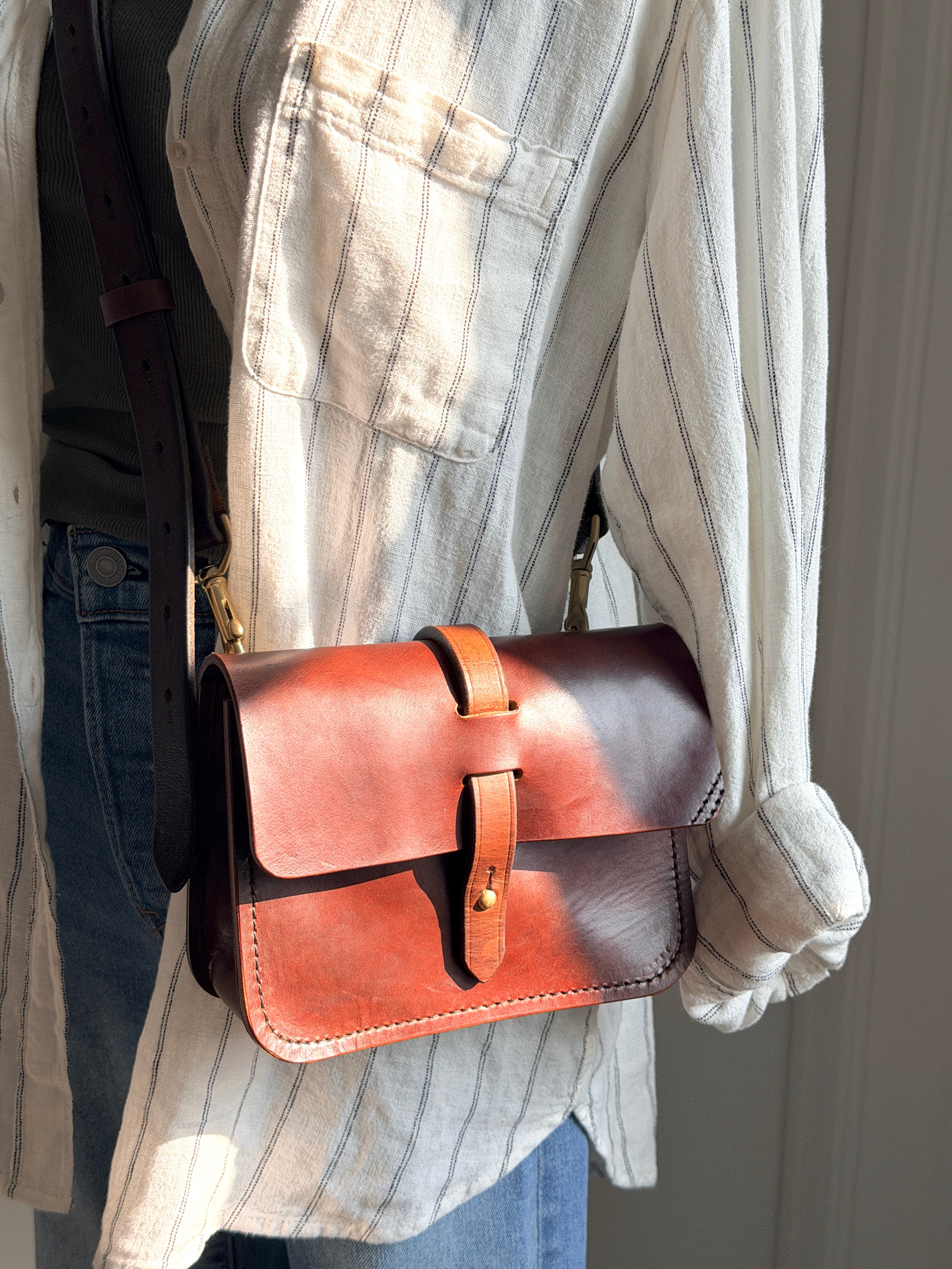 Wren Crossbody - Repurposed Saddle Handbag