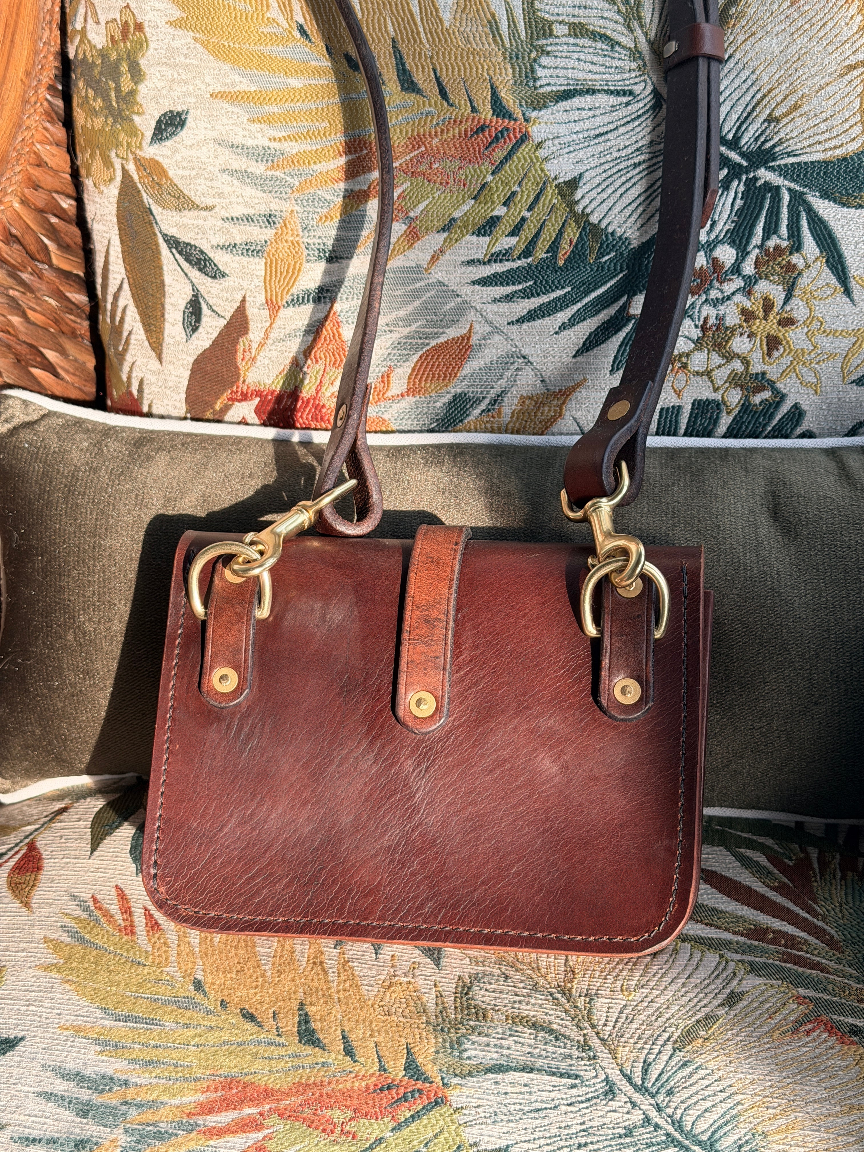 Wren Crossbody - Repurposed Saddle Handbag