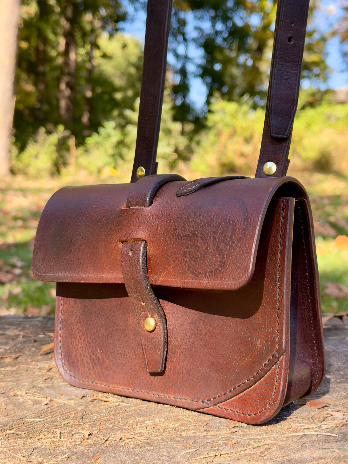 Wren Crossbody - Repurposed Saddle Handbag - Stubben